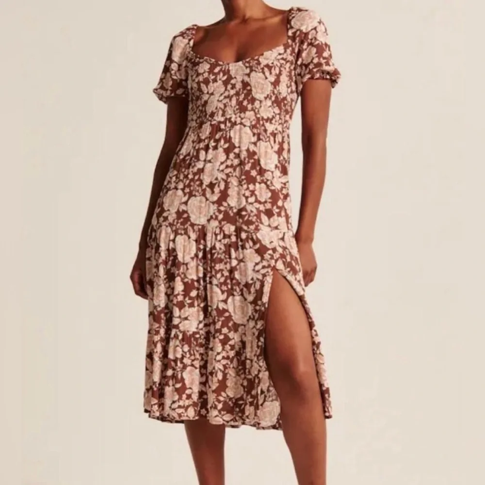 Abercrombie & Fitch Short-sleeve Smocked Midi Dress XS - Picture 1 of 8